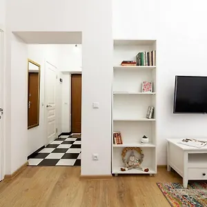 sweet-home-apartment.hotelslviv.net/