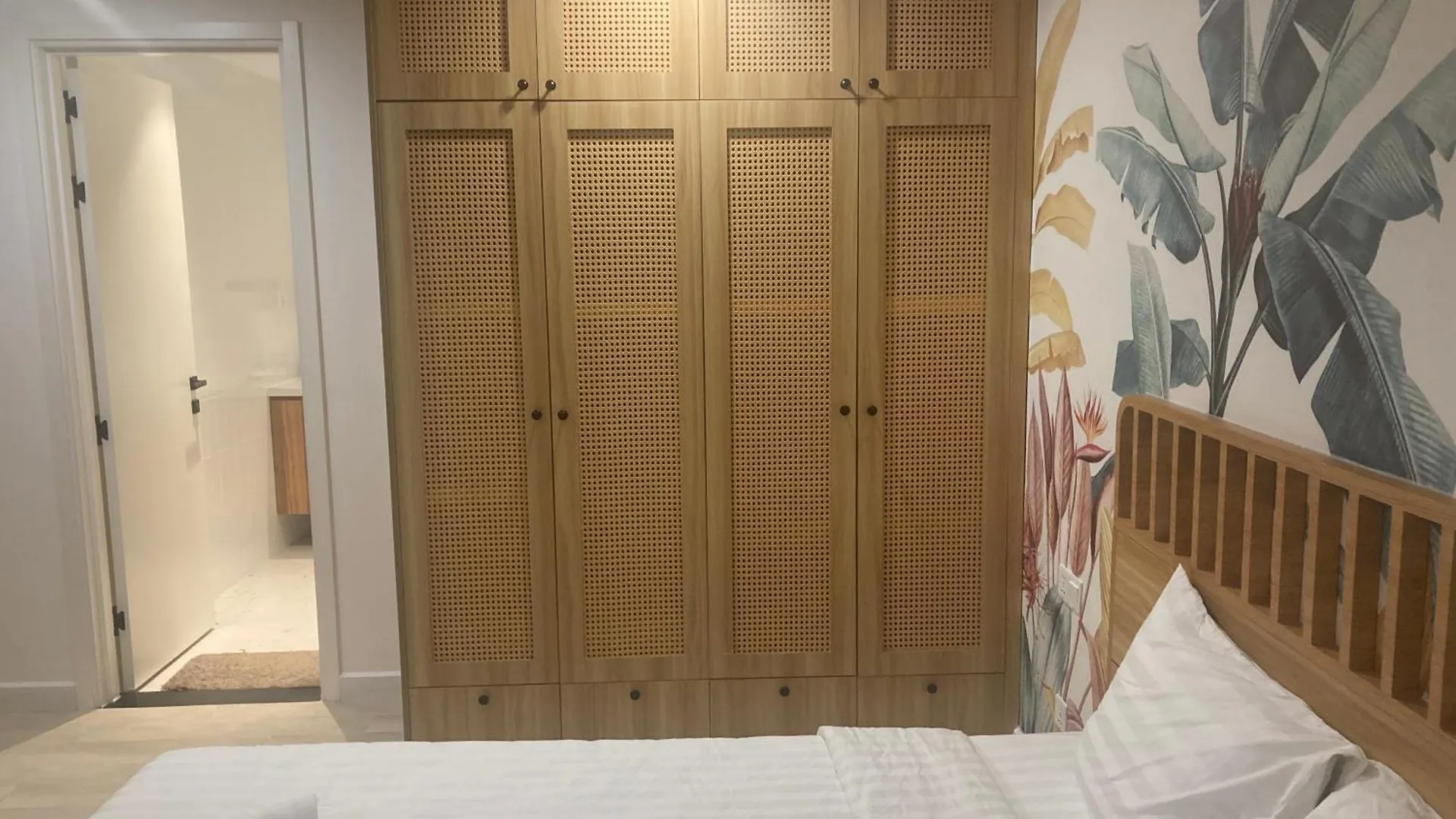 Apartment Can Ho Gold Coast O Nha Trang View Bien - Vivastay