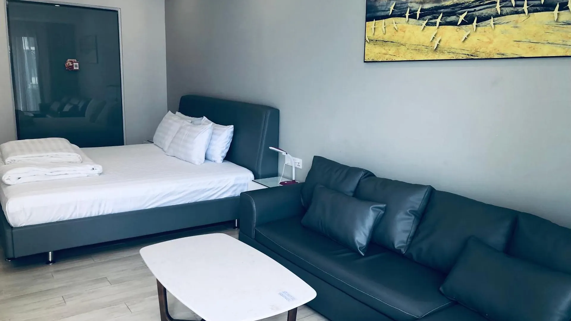 Apartment Can Ho Gold Coast O Nha Trang View Bien - Vivastay