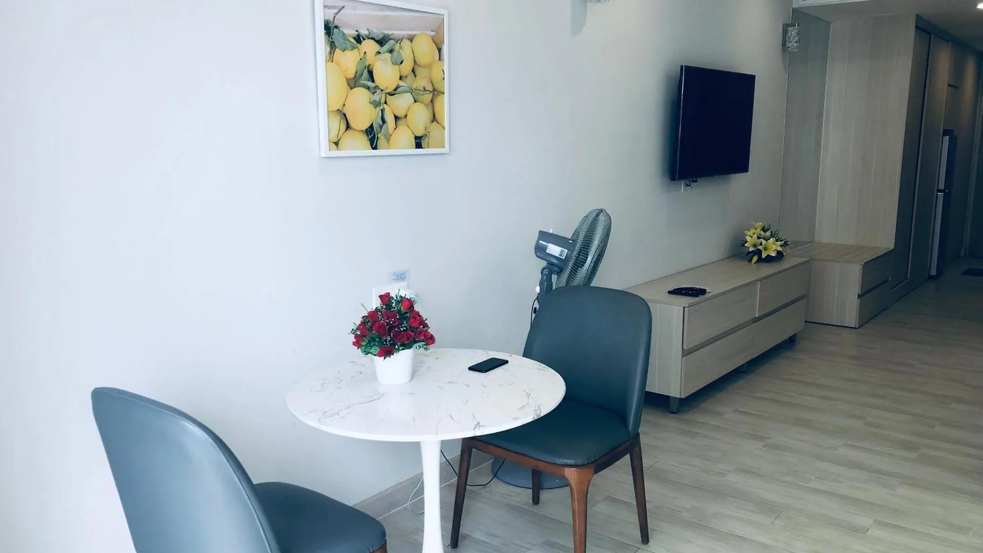 Apartment Can Ho Gold Coast O Nha Trang View Bien - Vivastay