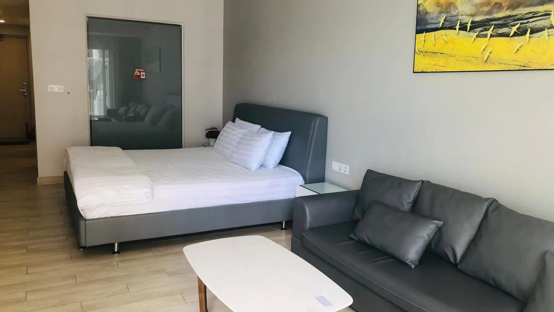 Apartment Can Ho Gold Coast O Nha Trang View Bien - Vivastay