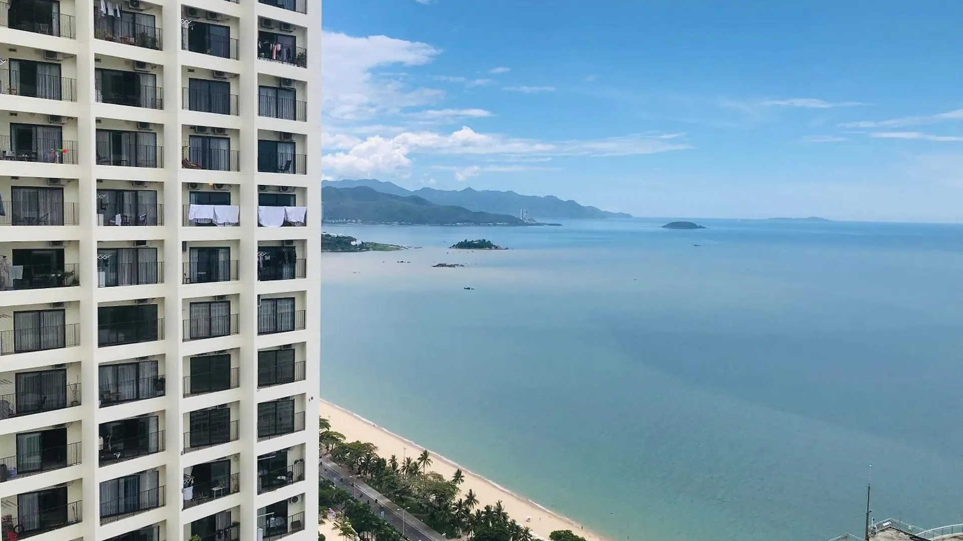 Can Ho Gold Coast O Nha Trang View Bien - Vivastay