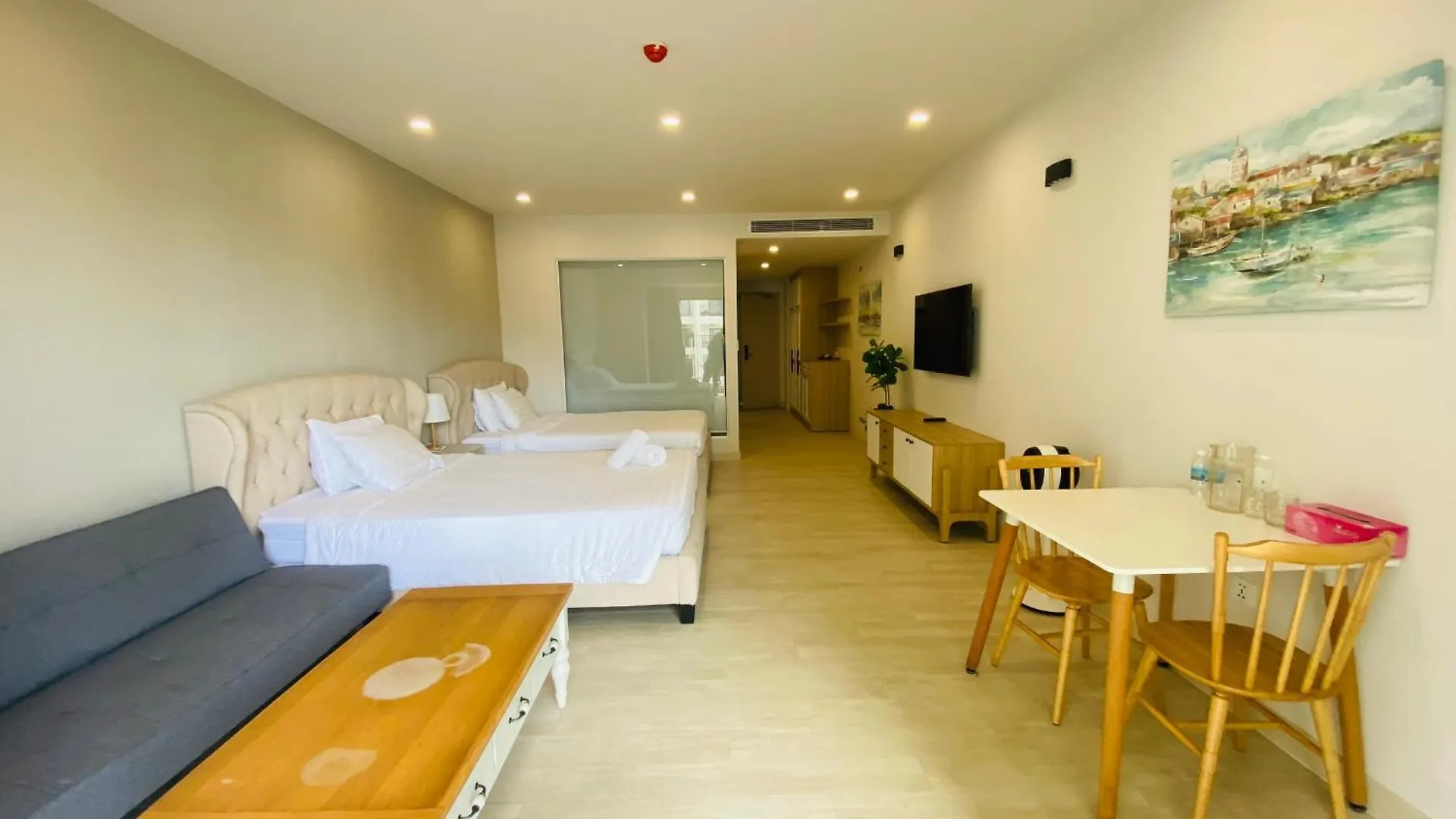 Can Ho Gold Coast O Nha Trang View Bien - Vivastay Apartment