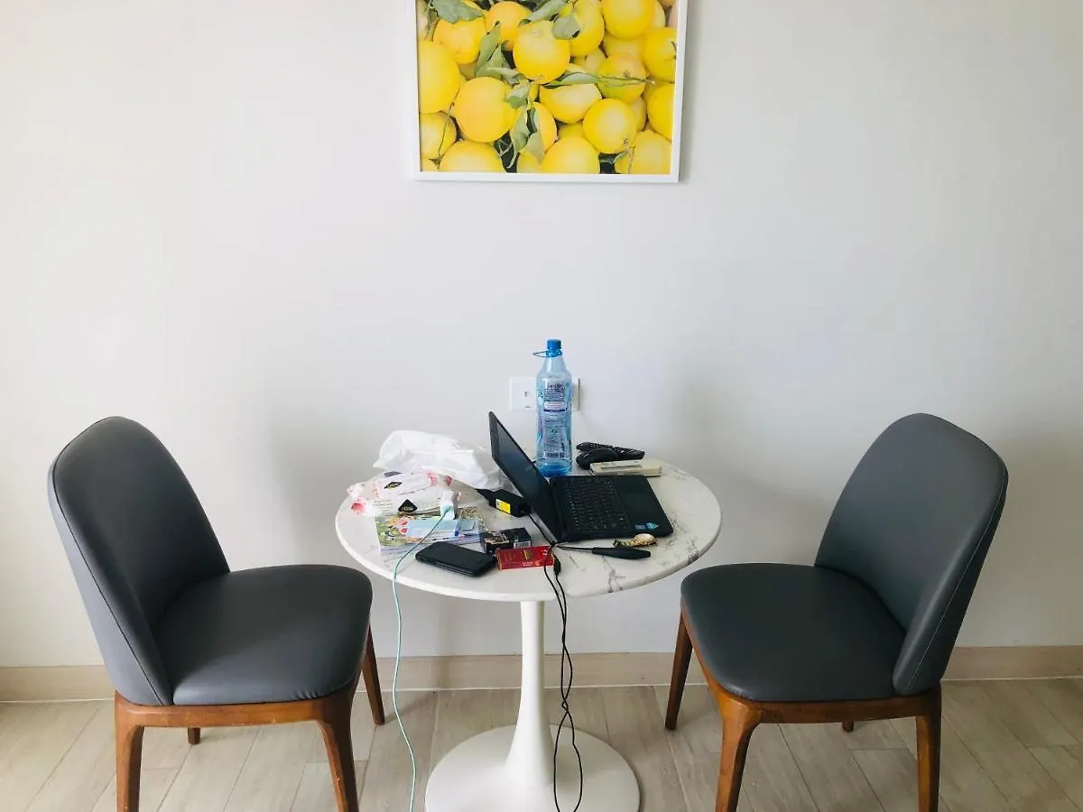 Can Ho Gold Coast O Nha Trang View Bien - Vivastay Апартаменты